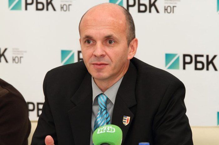 Петро Гецко на пресконференції в Ростові - фото 70676