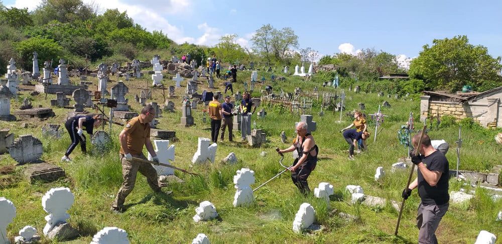 Найстаріше козацьке кладовище Одеси стало пам'яткою історії місцевого значення - фото 71983