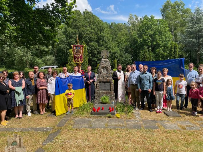У Німеччині вшанували пам’ять українців, які трагічно загинули у Другій світовій війні - фото 74344