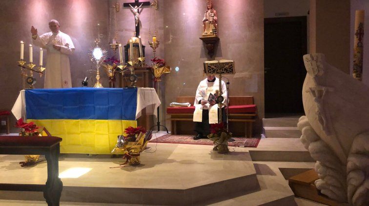 From Kenya to Spain: Catholics around the world prayed for Ukraine - фото 86180