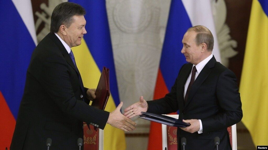 Зустріч президентів Віктора Януковича і Володимира Путіна, Москва, 17 грудня 2013 року. Після цієї зустрічі, де Янукович продав майбутнє України, розпочалася революція Гідності - фото 93610