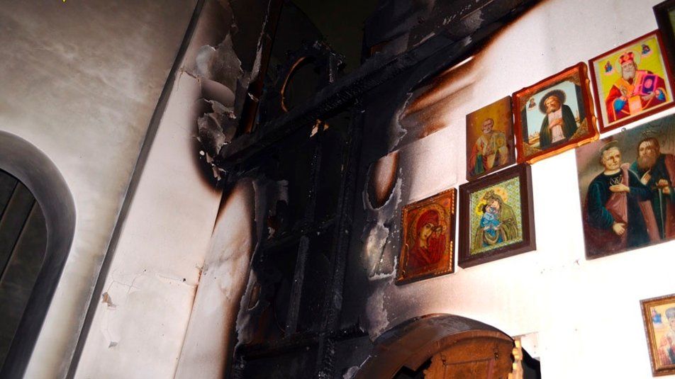 На Чернігівщині неповнолітнього засудили за підпал церкви - фото 99416