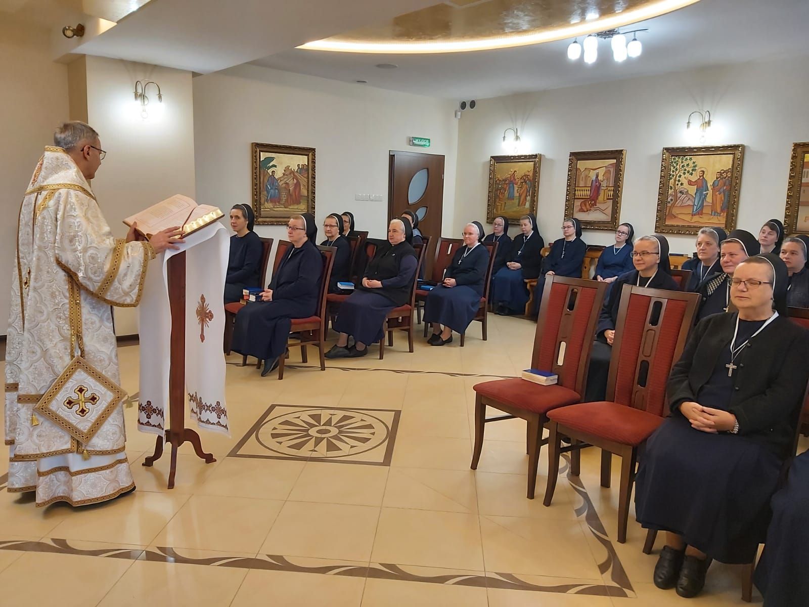 У Польщі відбувається зустріч генеральної та провінційних управ Східної Європи сестер Служебниць Непорочної Діви Марії - фото 99797