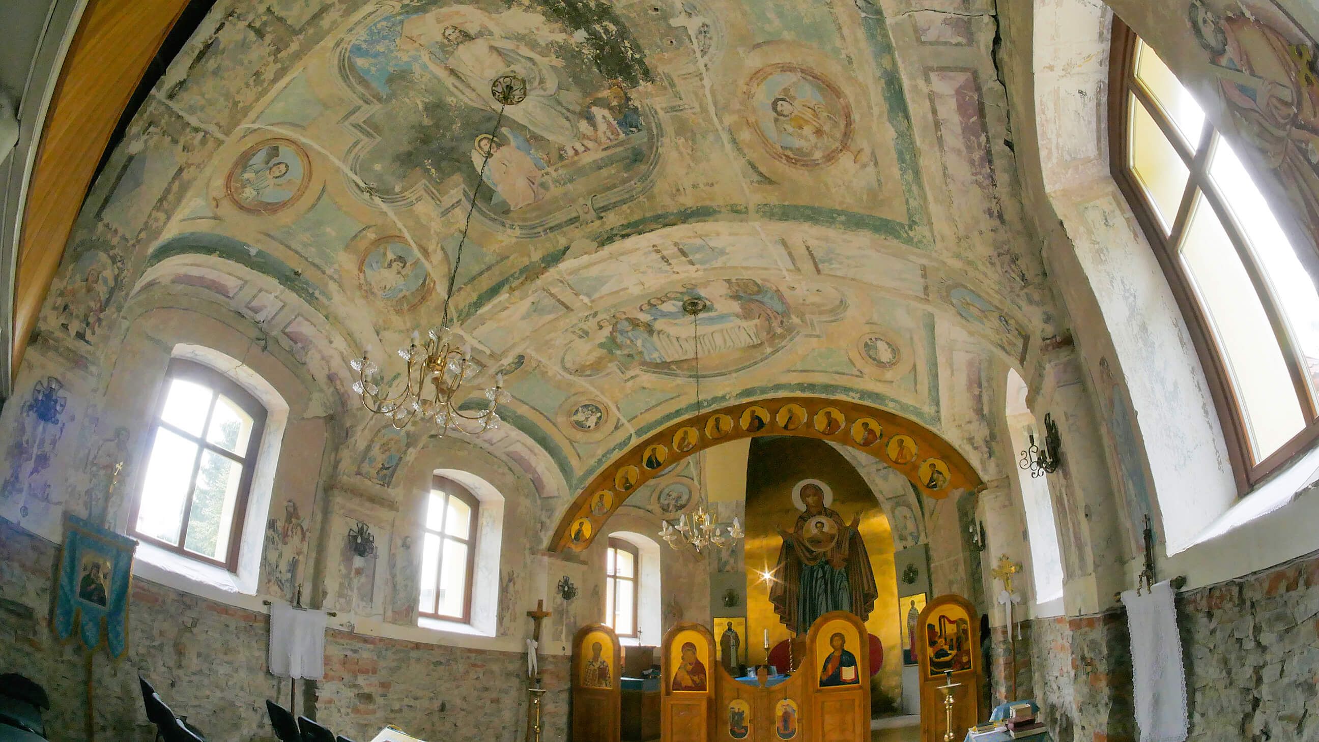 До 150-річчя церкви на Закарпатті відновили історичний купол та фасад - фото 100033