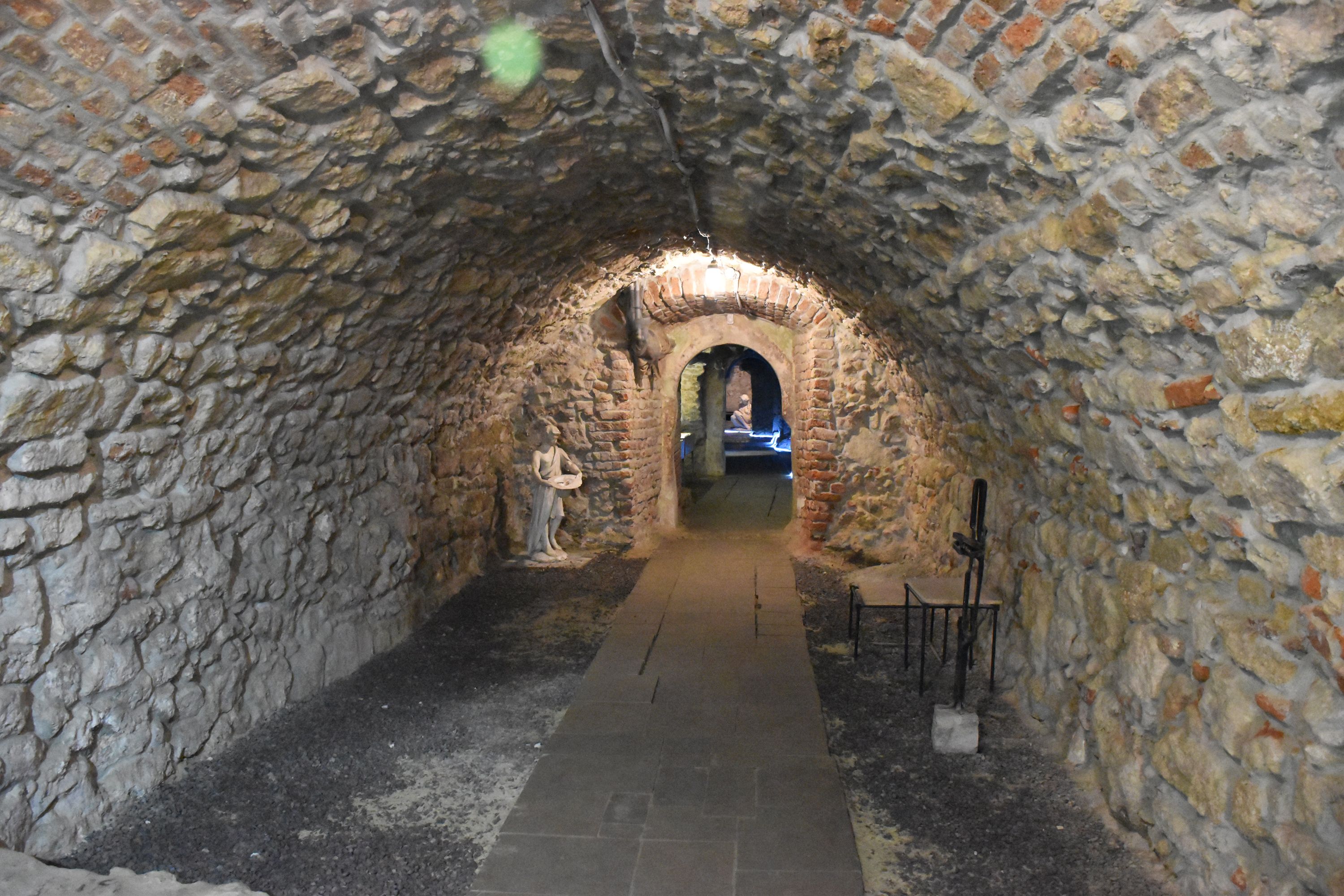 Підземелля монастиря - фото 100531