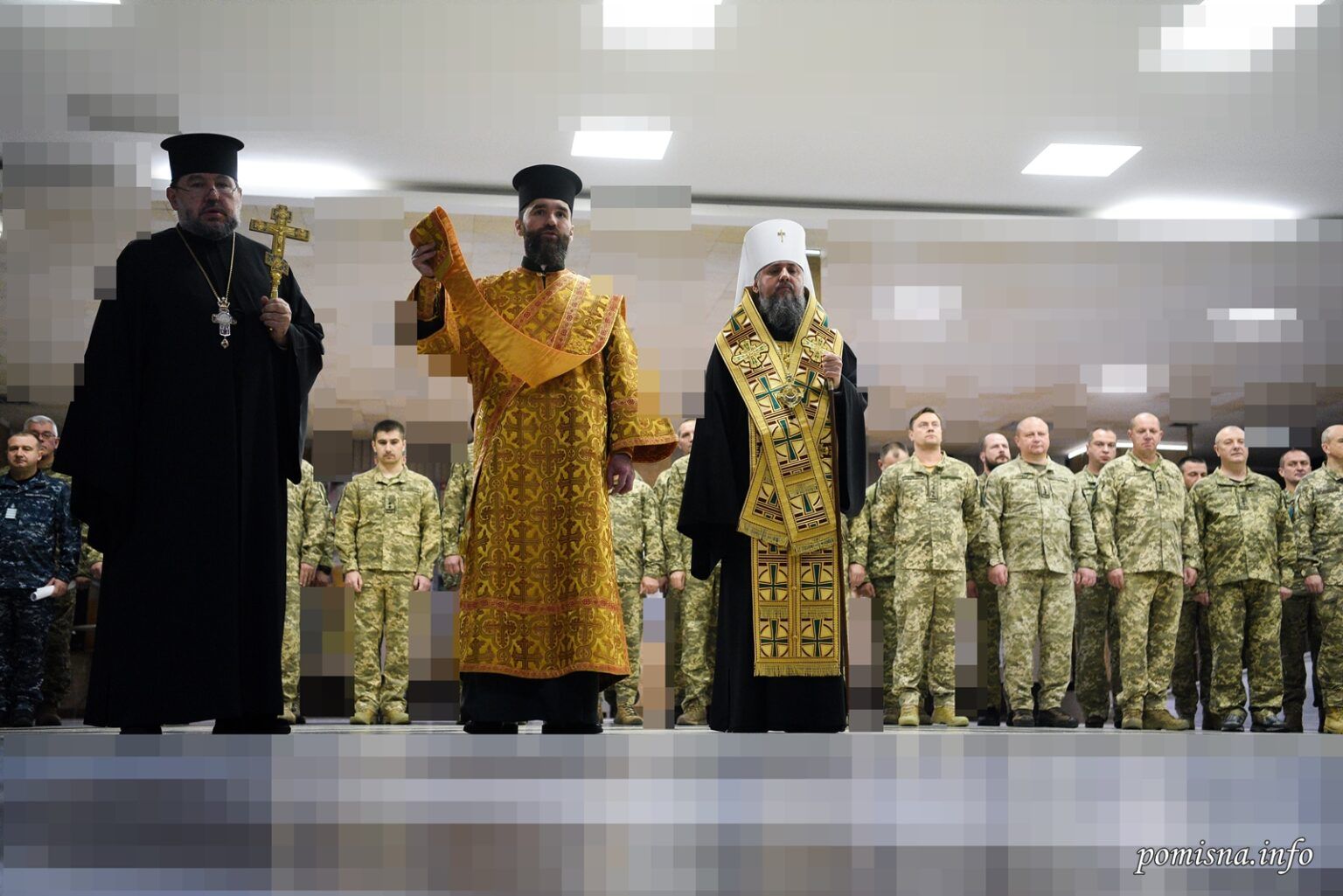 Митрополит Епіфаній нагородив церковними відзнаками воїнів ЗСУ - фото 100692