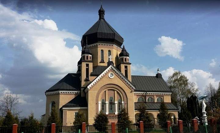 Церква Святого Архистратига Михаїла в селі Завадів - фото 101643