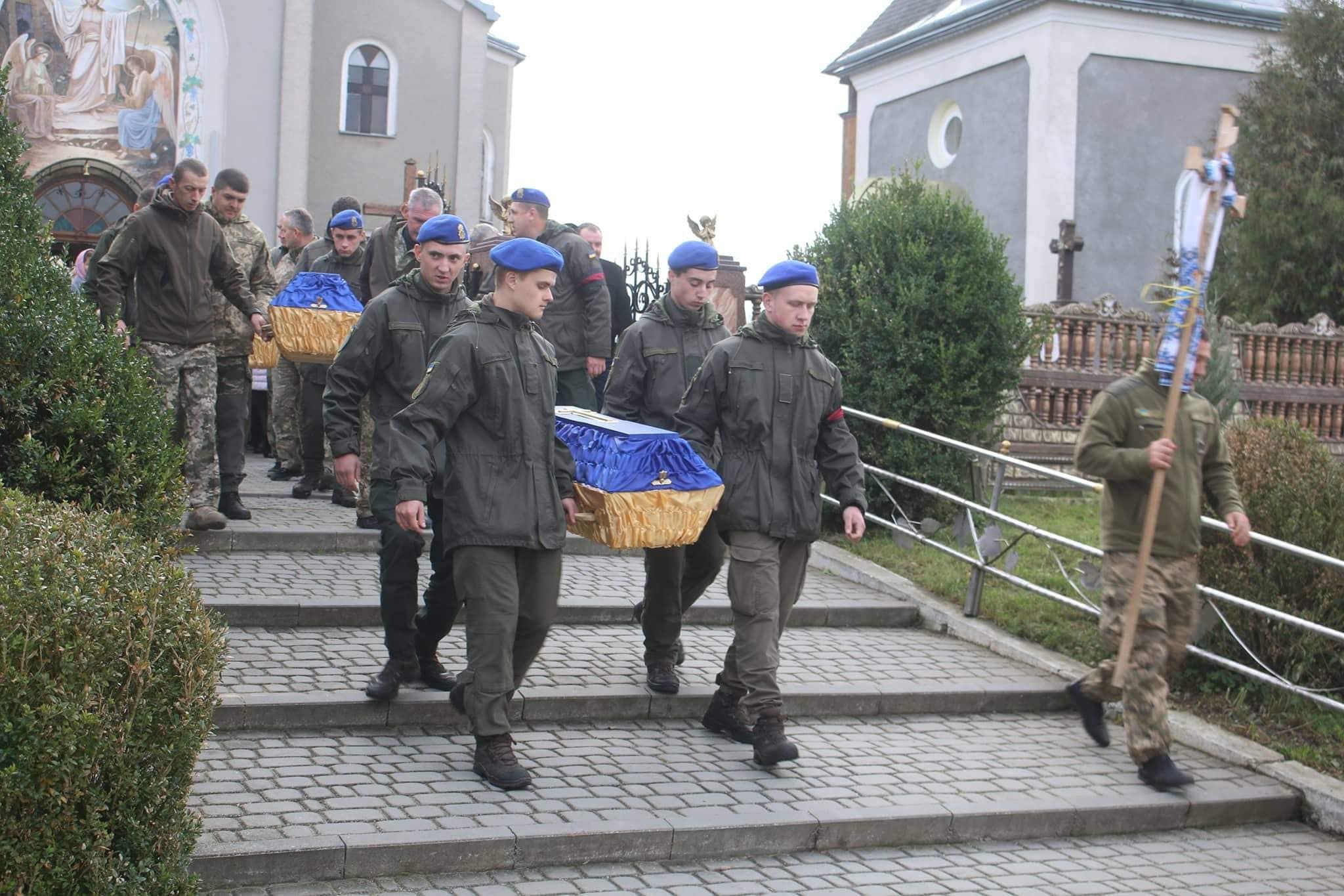 На Львівщині перепоховали останки воїнів УПА - фото 101890