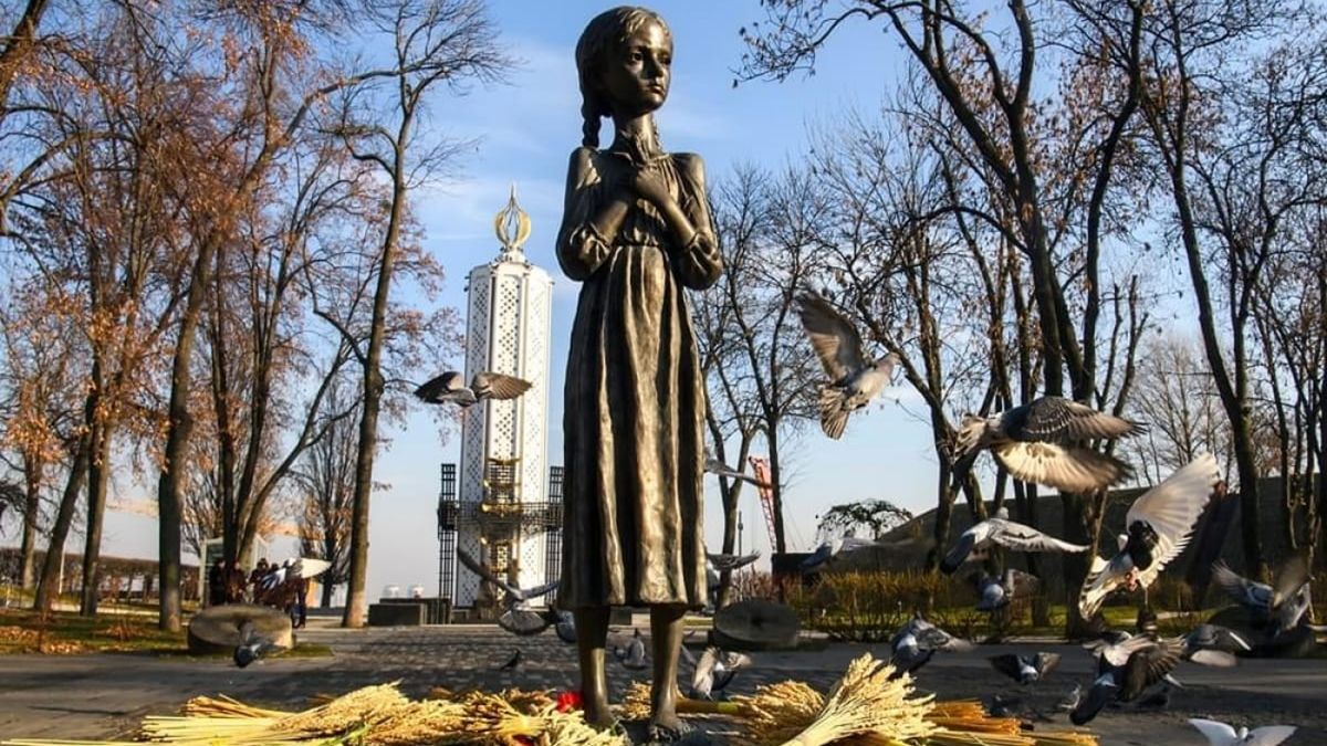 Пам'ятник жертвам Голодомору в Києві - фото 103328