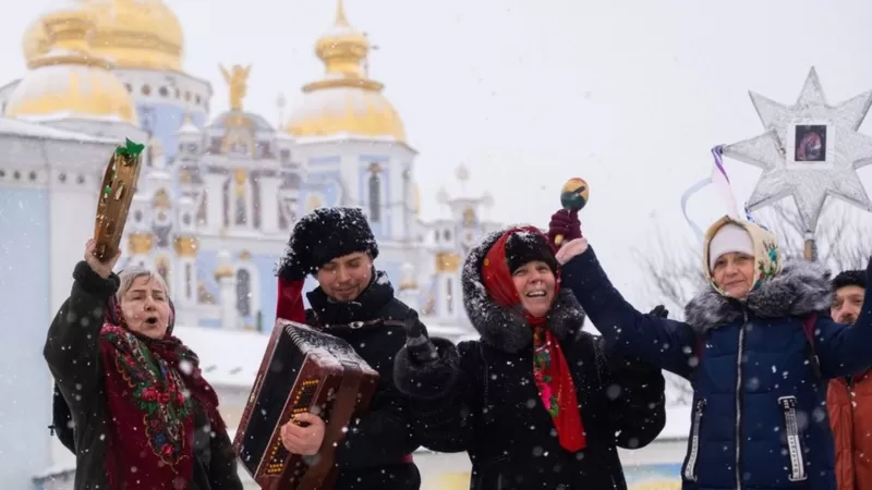 Наскільки слова та вчинки українців співпадають цього року - поки що невідомо - фото 105042