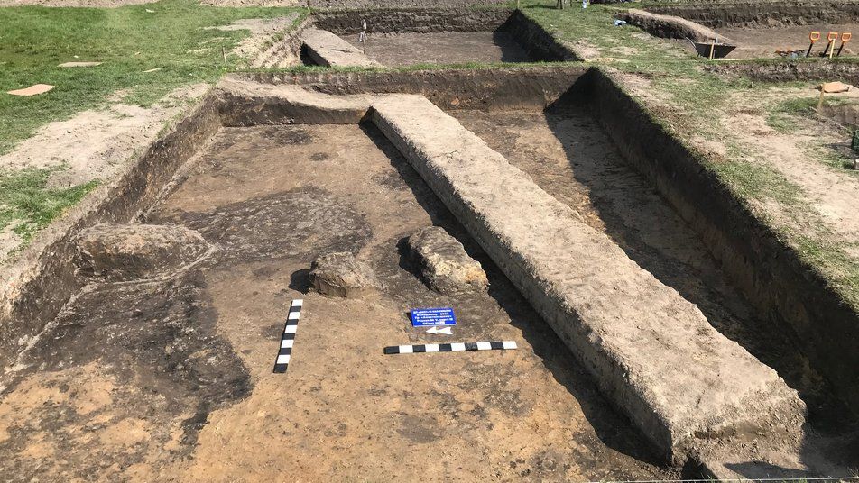Під час розкопок на Волині археологи знайшли позолочений хрест-енколпіон - фото 112700