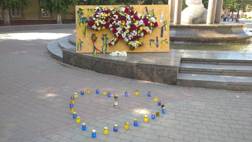 В Івано-Франківську молитвою вшанували пам'ять дітей, загиблих від російського терору - фото 115304