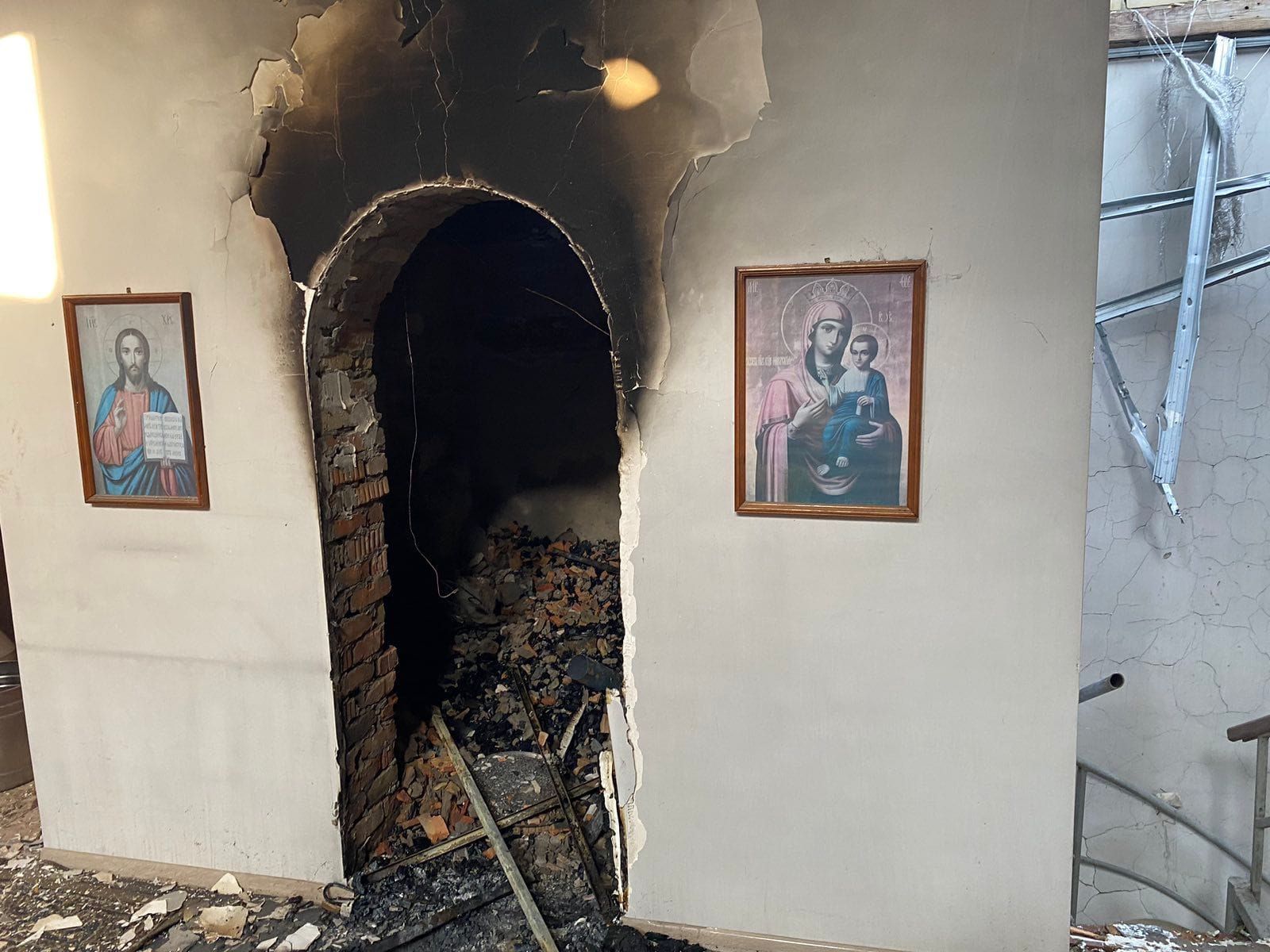 На Херсонщині сьогодні рашисти обстріляли храм - фото 119446