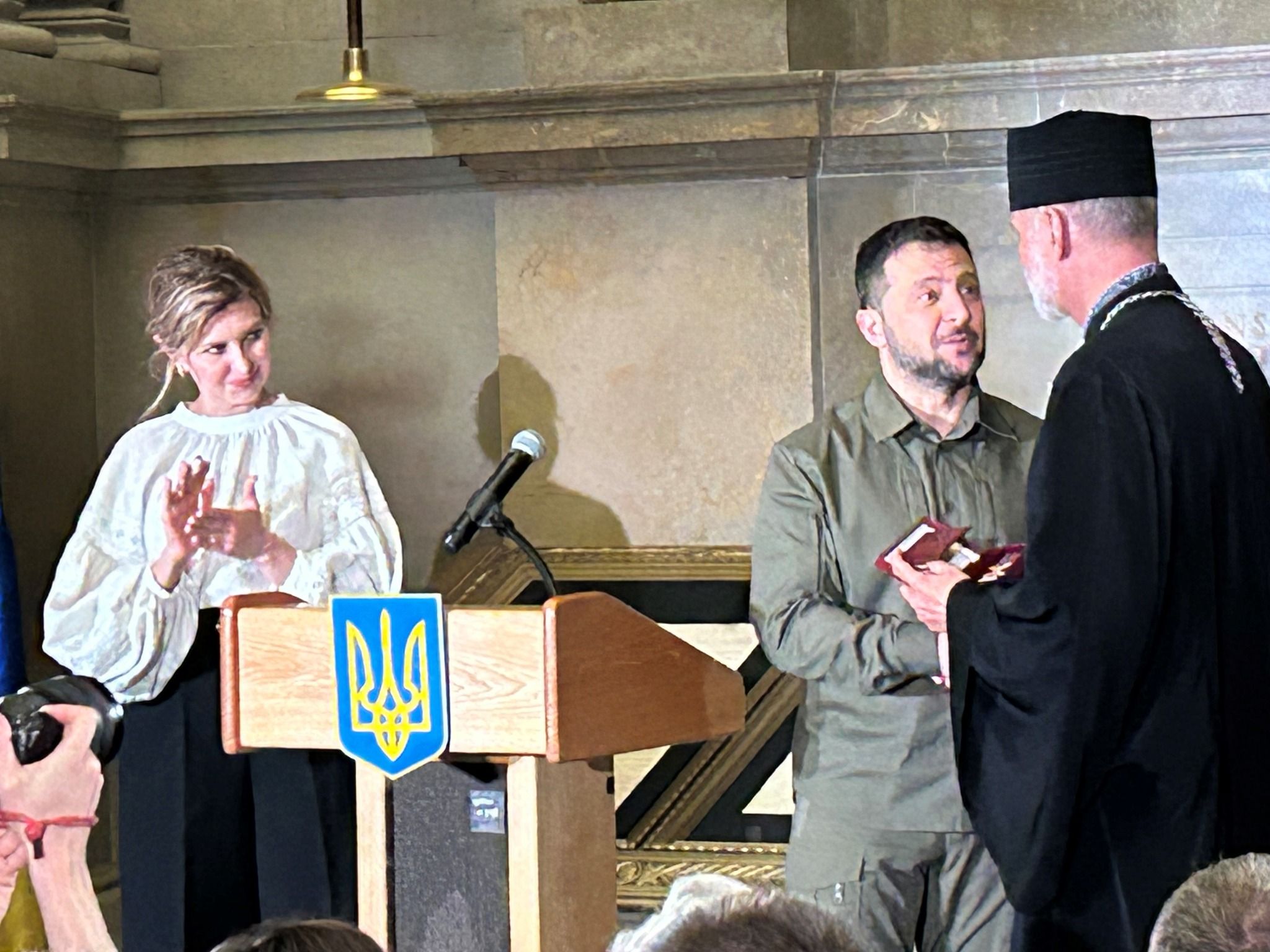 President Zelenskyy awarded Metropolitan Borys Gudziak the Cross of Ivan Mazepa - фото 121502