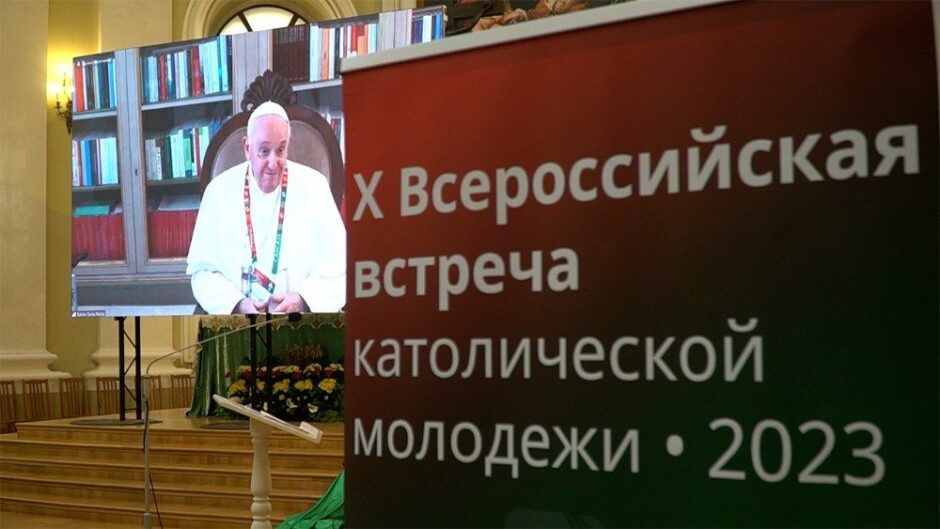 Чи справді “Папа не розуміє України, а Україна не розуміє Папи“? - фото 121615