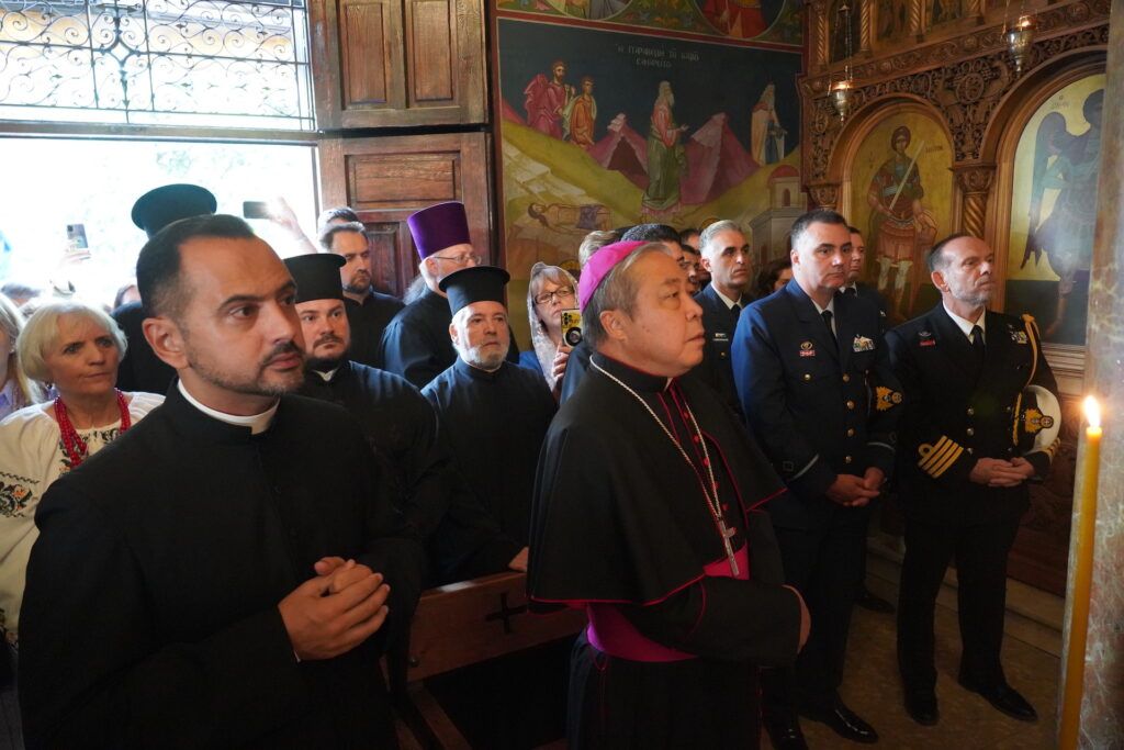 Ecumenical Patriarch in Spain: We condemned the war in Ukraine from the very beggining - фото 123014
