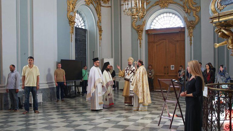 В УПЦ МП запретили в священнослужении за совместную службу с экзархом Вселенского Патриарха еще одного клирика - фото 123203