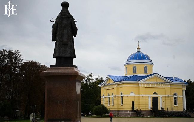 Митрополит Епіфаній нагородив підприємця, який відбудував історичну церкву в Прилуках - фото 123709