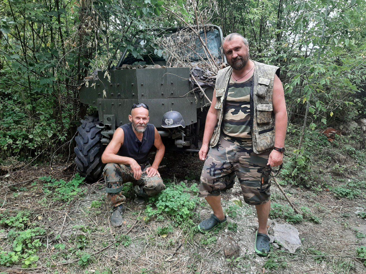 «На війні біля священика бійці мають відчувати мир», — інтерв’ю з військовим капеланом - фото 128208