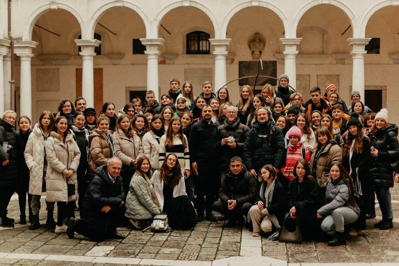 Венеція, мандрівка-свідчення української молоді зі Сходу, яка постраждали від війни - фото 129482