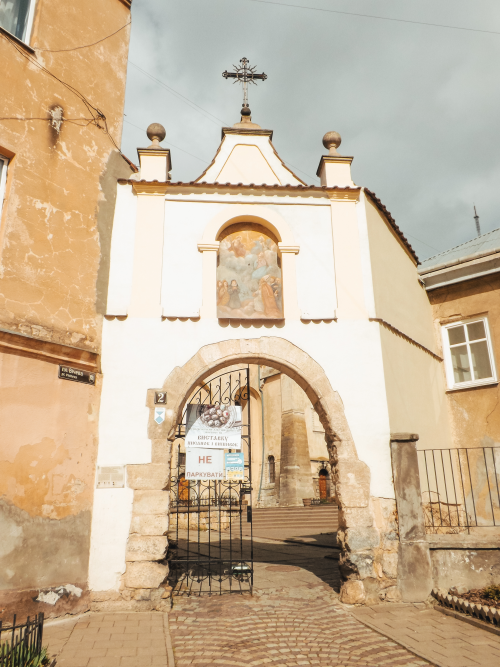 Як реставрували ренесансний аттик одного із найдавніших жіночих монастирів у Львові - фото 131760