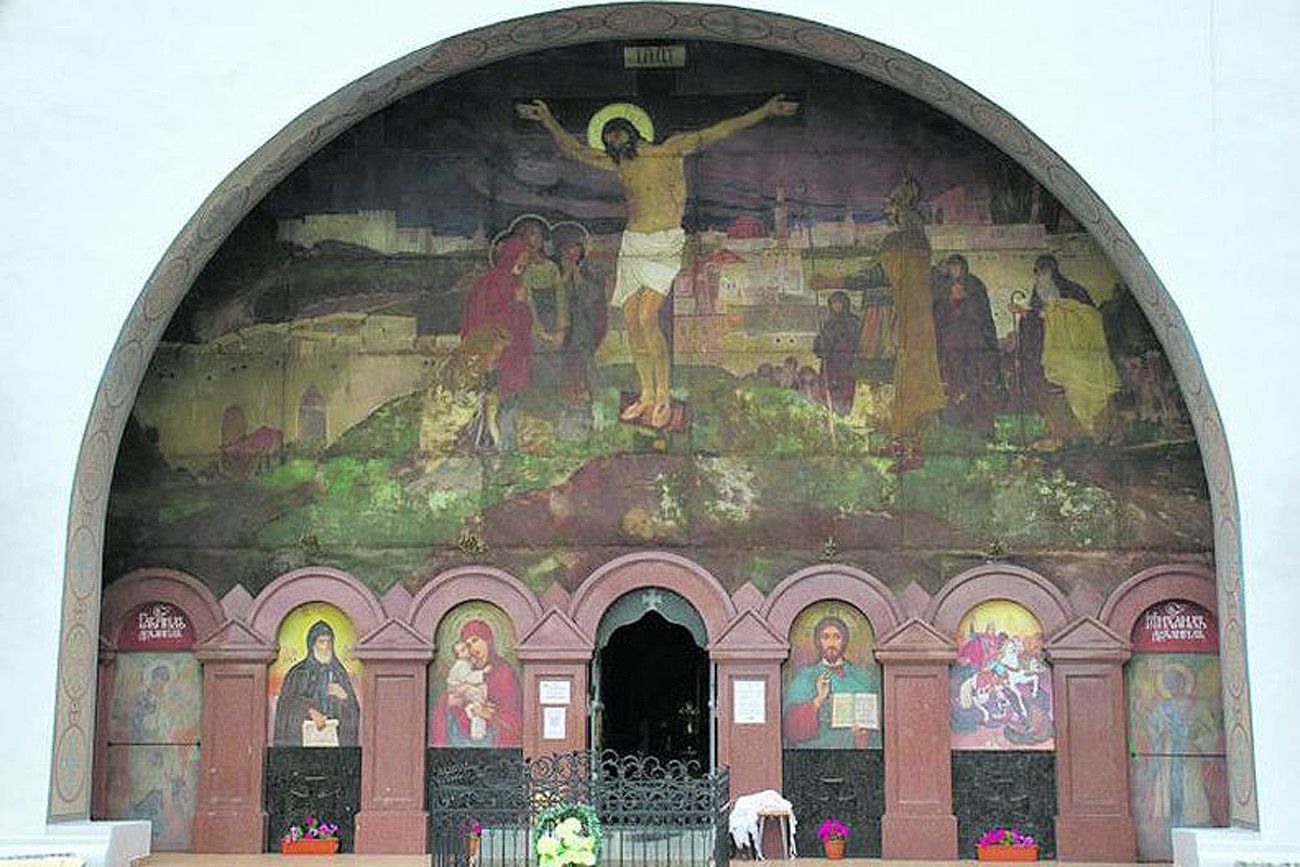 Унікальний іконостас меморіалу «Козацькі могили» потребує реставрації, - звернення ПЦУ - фото 132594