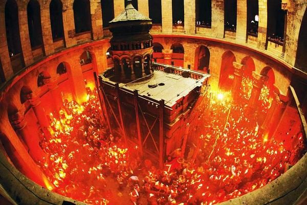 До історії обряду святого вогню, який звершують у Велику Суботу в Єрусалимі - фото 133798