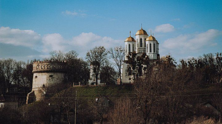 Перевіряють церкви і костели, що є пам'ятками національного значення: на Рівненщині працює комісія Мінкульту - фото 134032
