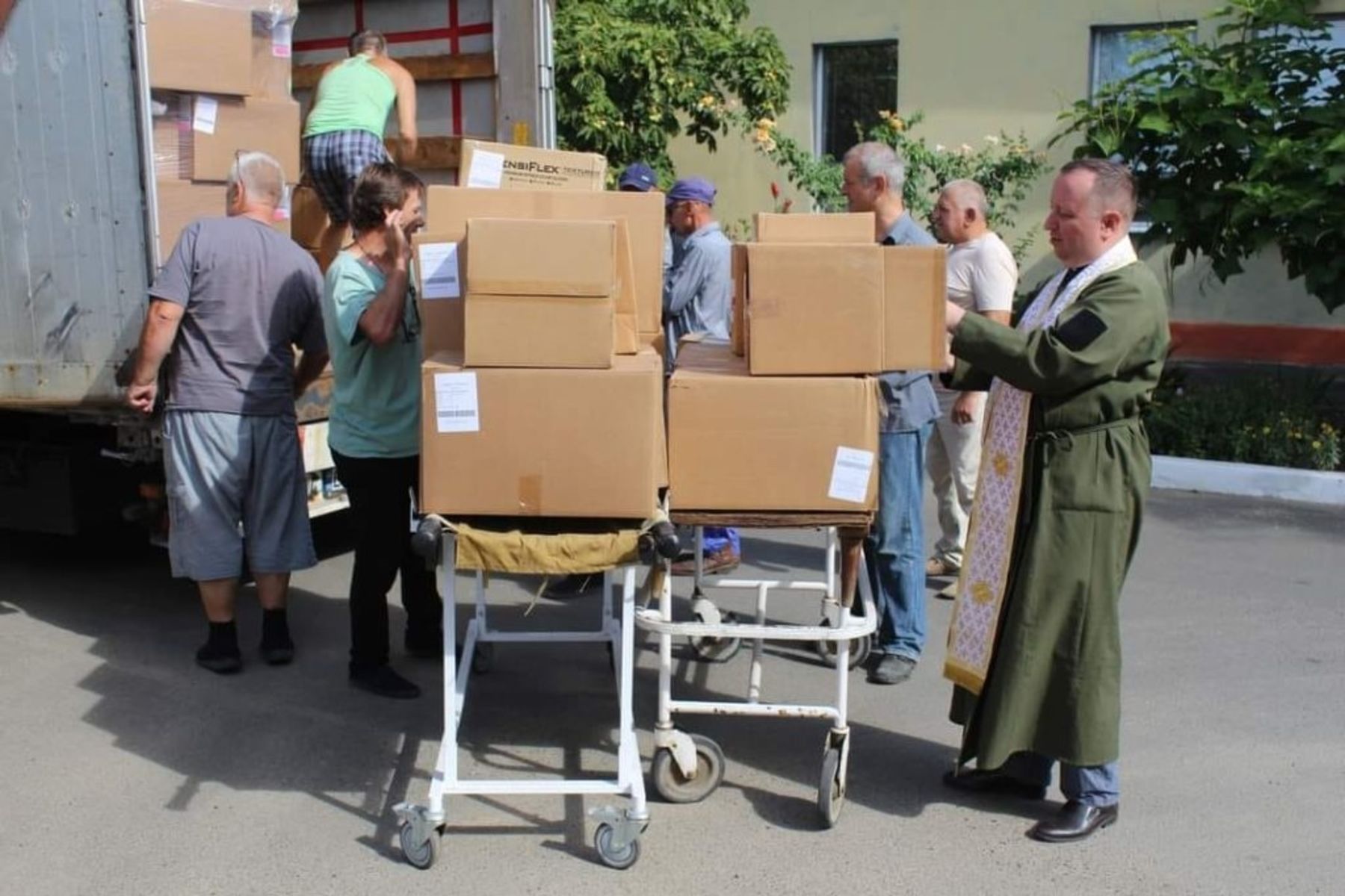 Лицарі Колумба передали засоби реабілітації та медобладнання лікарні на Одещині - фото 138451