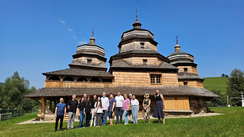 У старовинній бойківській церкві на Львівщині відреставрували розписи - фото 139217