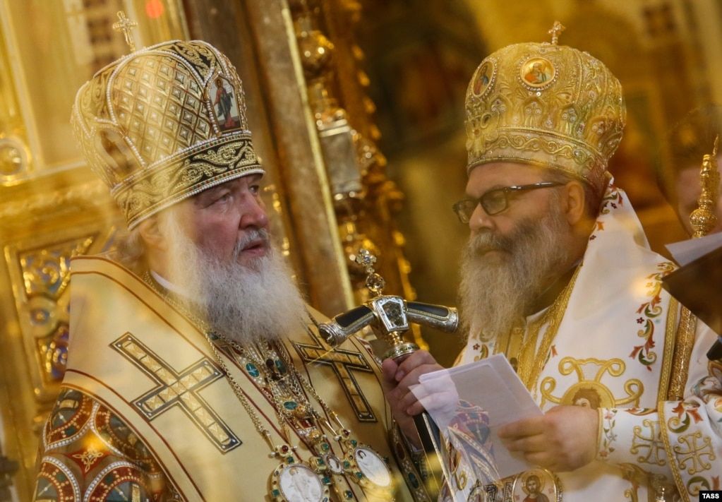 Патріарх РПЦ Кирило (ліворуч) та Антіохійський патріарх Іоанн Х під час літургії в храмі Христа Спасителя в Москві - 145904 Патріарх РПЦ Кирило (ліворуч) та Антіохійський патріарх Іоанн Х під час літургії в храмі Христа Спасителя в Москві - фото 145904