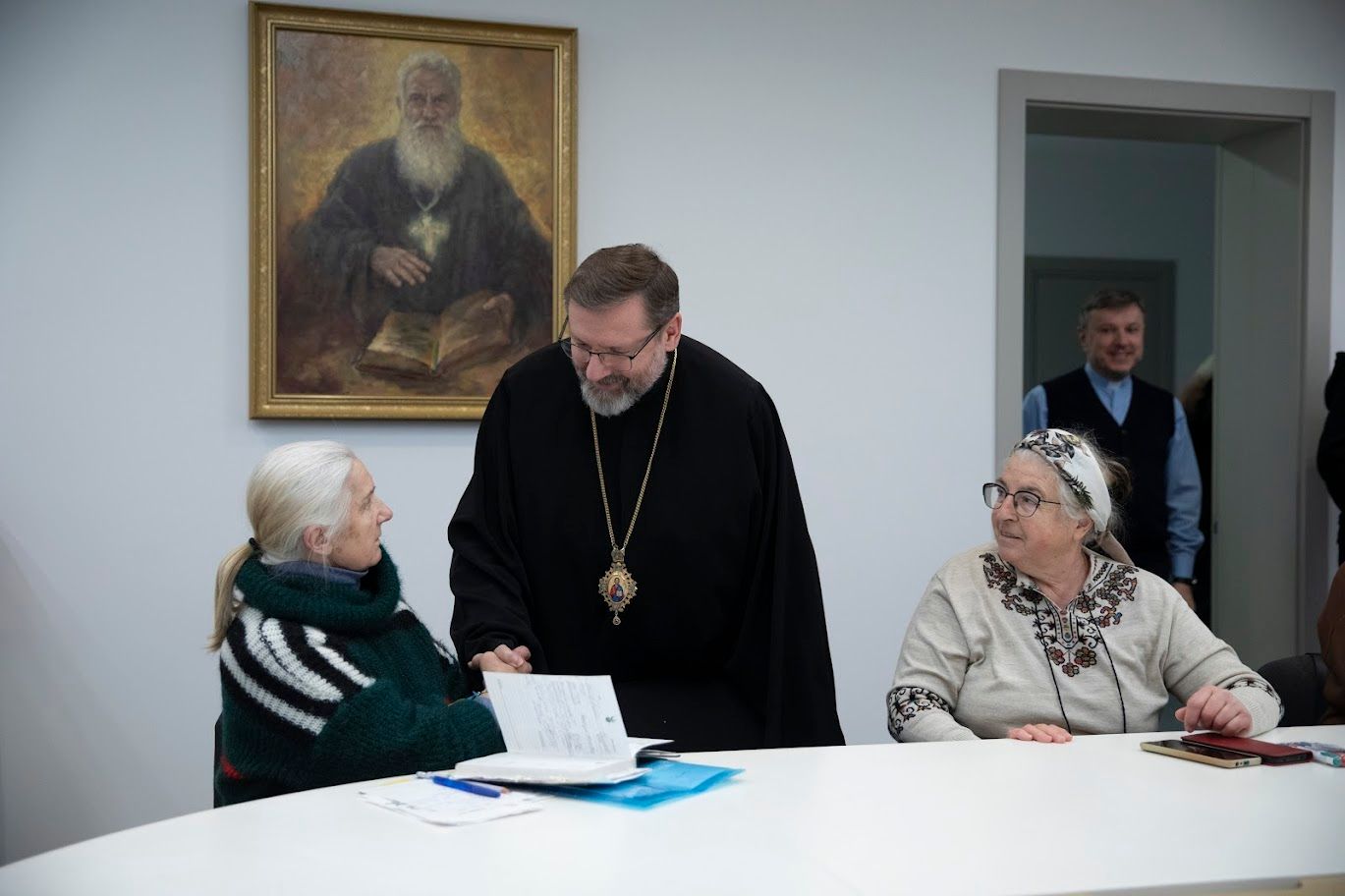Блаженніший Святослав зустрівся з об’єднанням родин зниклих безвісти та полонених «Жінки ТРО» - 146309 Блаженніший Святослав зустрівся з об’єднанням родин зниклих безвісти та полонених «Жінки ТРО» - фото 146309