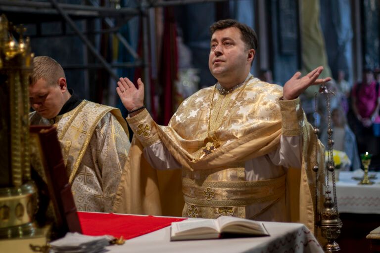Життєствердні шляхи військового капелана. Історія отця Тараса Михальчука - фото 146457