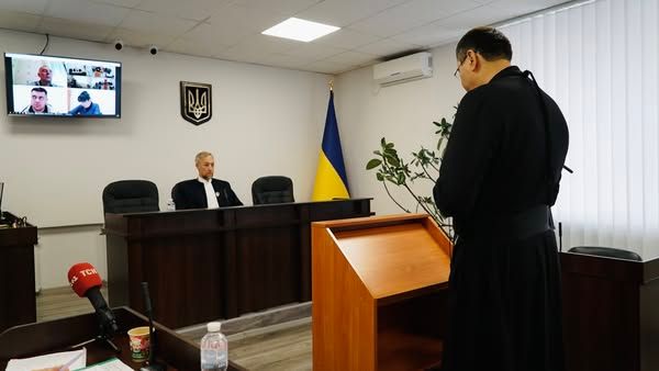 Суд зобов'язав Мінкульт повернути костел Святого Миколая в Києві релігійній громаді - фото 146472