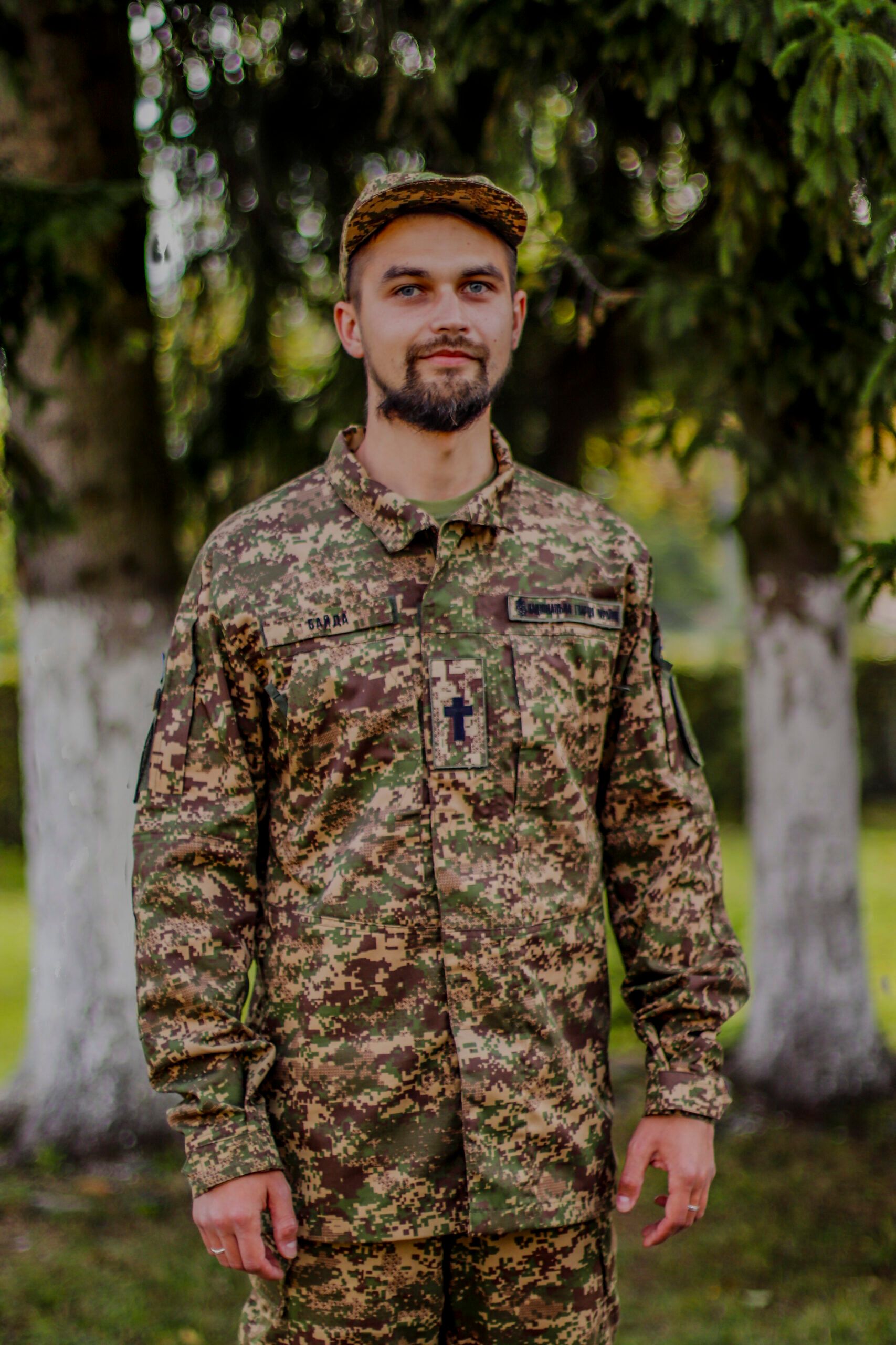Суперечливі виклики військового капелана. Історія отця Віталія Байди - фото 147102