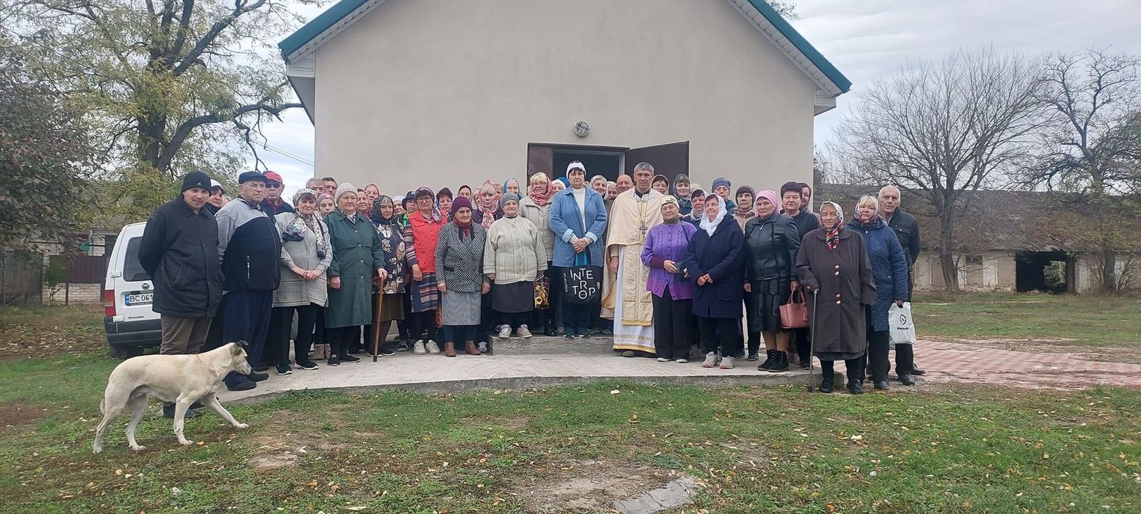 Отець Ігор Макар: «Я прошу простого: щоб ми з дітьми могли бігати довкола церкви» - фото 147950