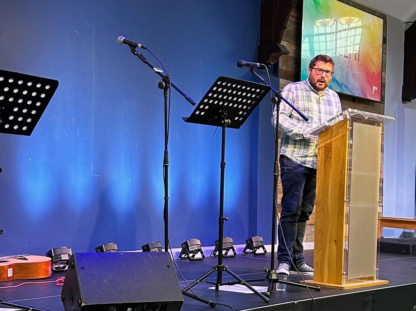 'Cultural Christianity is dying out, while evangelical Christianity is growing,' - British pastor on the “crisis” of spirituality in Western Europe - фото 148160