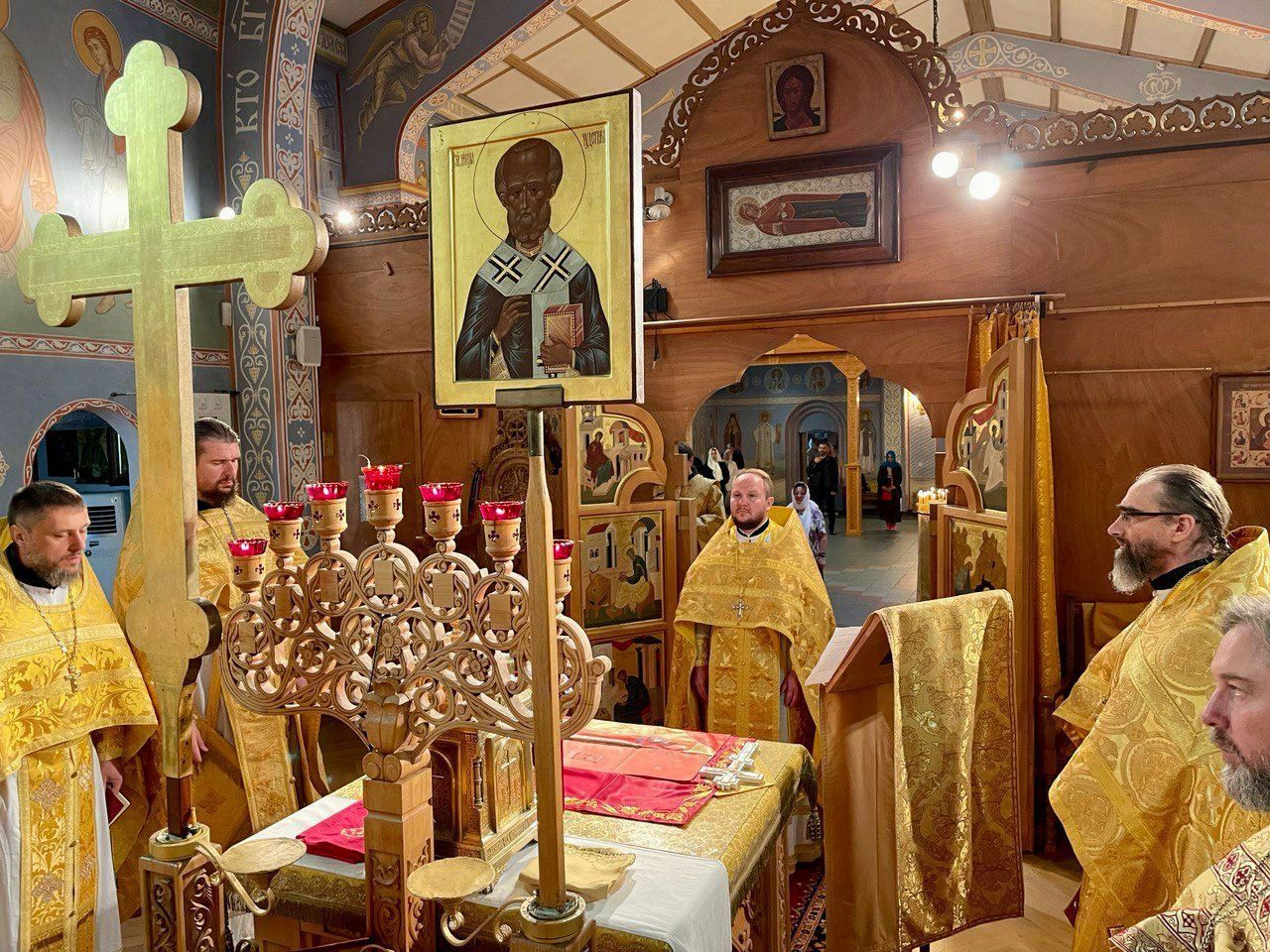 Розповідь про чудових священників найпатріотичнішої УПЦ не МП закордоном: отець Олександр Дейнега - 148536 Розповідь про чудових священників найпатріотичнішої УПЦ не МП закордоном: отець Олександр Дейнега - фото 148536