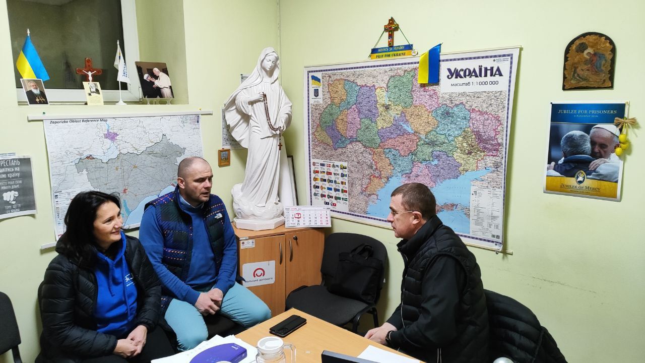 Єзуїтська служба біженців в офісі Карітас Запоріжжя - фото 148671