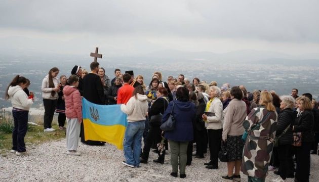 Українці в Греції вдруге провели хресну ходу на гору Піанія - 149259 Українці в Греції вдруге провели хресну ходу на гору Піанія - фото 149259