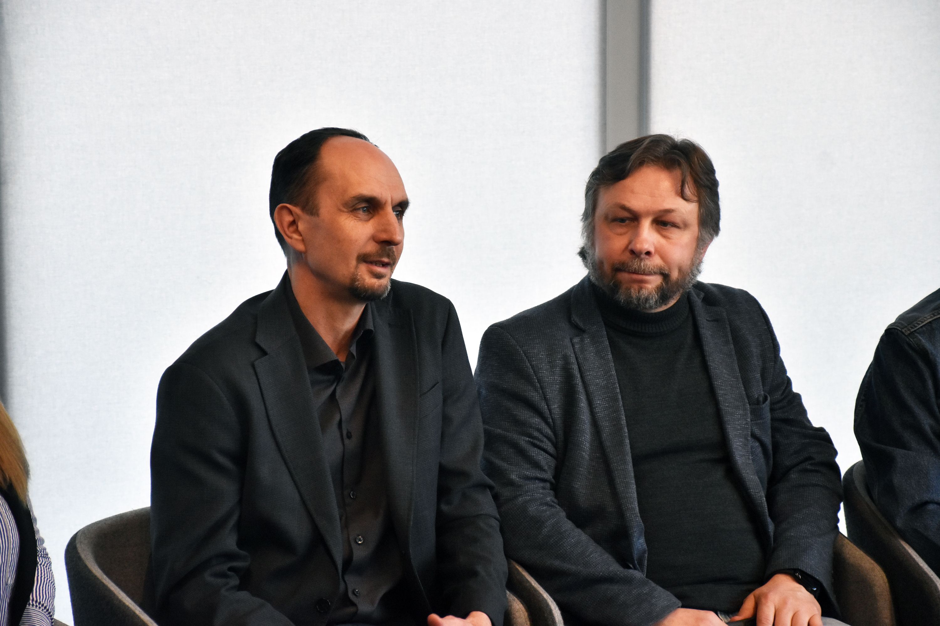 Дванадцять голосів, одна долина: презентація книги “Світло у долині смертної тіні: історії християн під час війни” - фото 149304