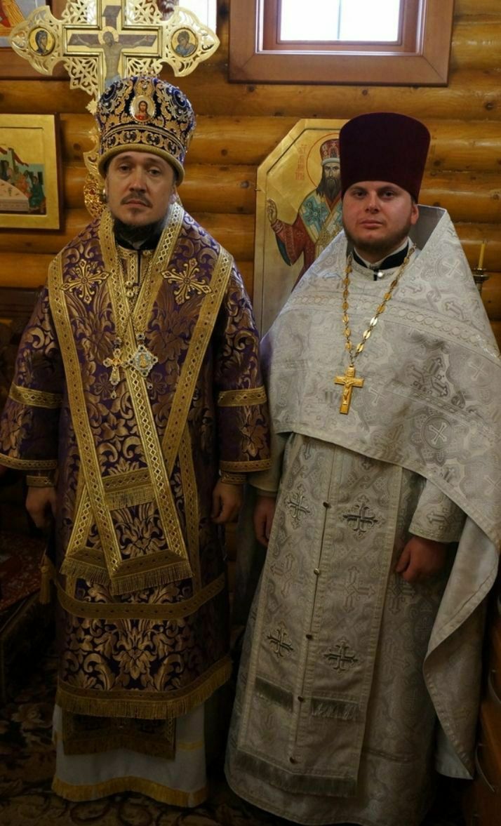 Горе Вам книжники, фарисеї, лицеміри... або як пресвітер УПЦ Юрій Петролюк опинився в Росії - 150038 Горе Вам книжники, фарисеї, лицеміри... або як пресвітер УПЦ Юрій Петролюк опинився в Росії - фото 150038