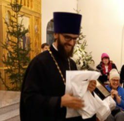 Горе Вам книжники, фарисеї, лицеміри... або як пресвітер УПЦ Юрій Петролюк опинився в Росії - 150074 Горе Вам книжники, фарисеї, лицеміри... або як пресвітер УПЦ Юрій Петролюк опинився в Росії - фото 150074