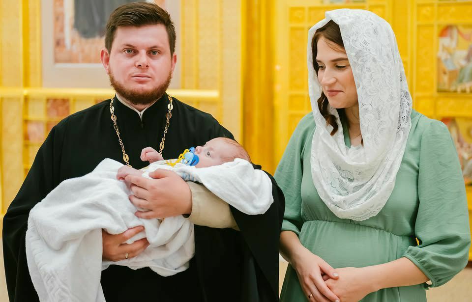 Горе Вам книжники, фарисеї, лицеміри... або як пресвітер УПЦ Юрій Петролюк опинився в Росії - 150076 Горе Вам книжники, фарисеї, лицеміри... або як пресвітер УПЦ Юрій Петролюк опинився в Росії - фото 150076