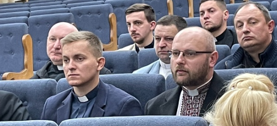 У Львівському медуніверситеті викладатимуть новий навчальний курс – «Клінічне душпастирство» - 150222 У Львівському медуніверситеті викладатимуть новий навчальний курс – «Клінічне душпастирство» - фото 150222