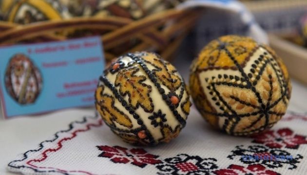 Свято народного мистецтва «Великодня писанка» зібрало майстринь з 13 областей - фото 151031