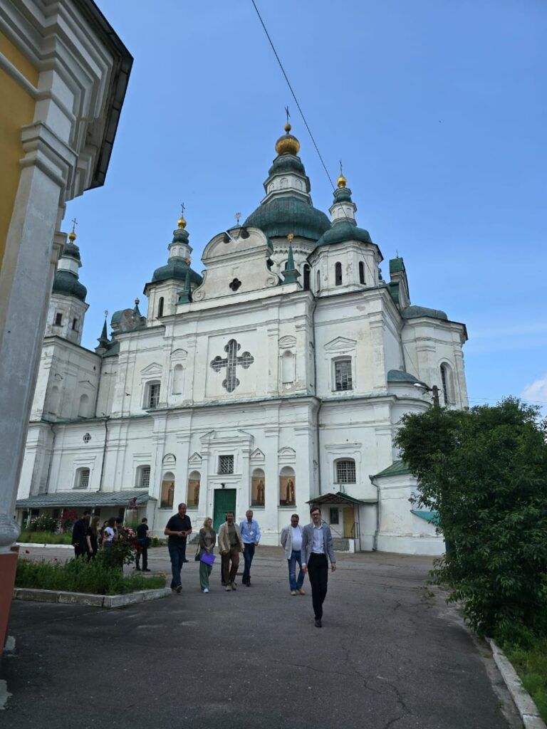 На Чернігівщині обговорили відновлення культурної спадщини, що постраждала унаслідок війни - 153819 На Чернігівщині обговорили відновлення культурної спадщини, що постраждала унаслідок війни - фото 153819