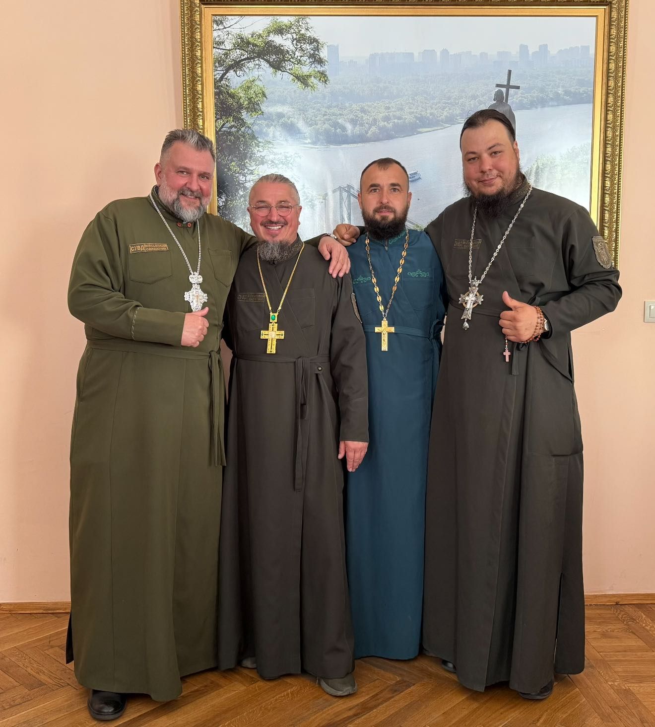 З друзями військовими капеланами - 153893 З друзями військовими капеланами - фото 153893