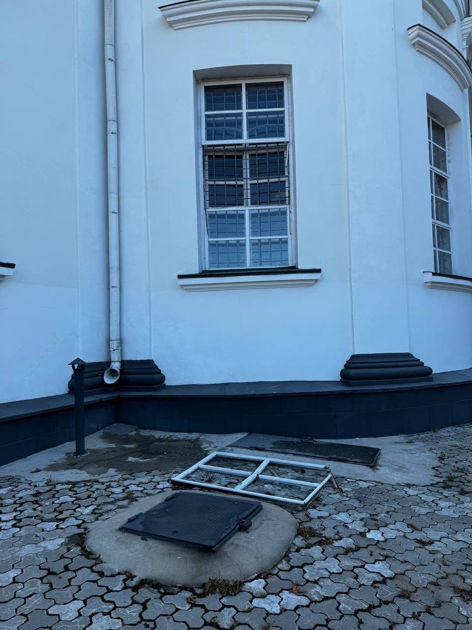 Russian strike damages OCU cathedral in Bila Tserkva - фото 154079