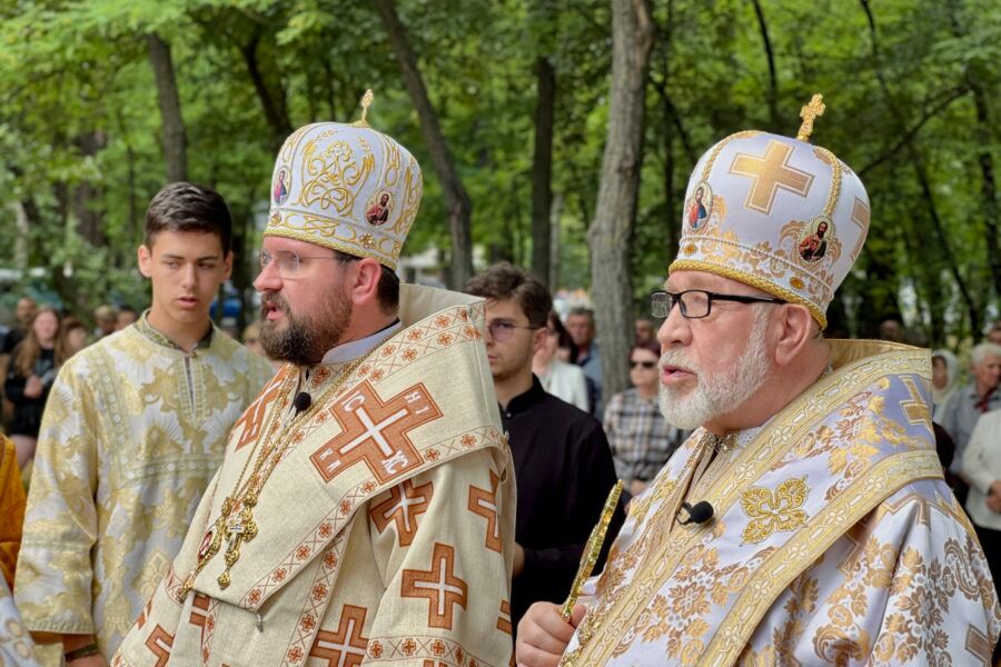 Ювілейна проща Донецького екзархату УГКЦ зібрала сотні вірян у Запоріжжі - 154185 Ювілейна проща Донецького екзархату УГКЦ зібрала сотні вірян у Запоріжжі - фото 154185